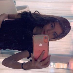 Meet your Posher, Reyna